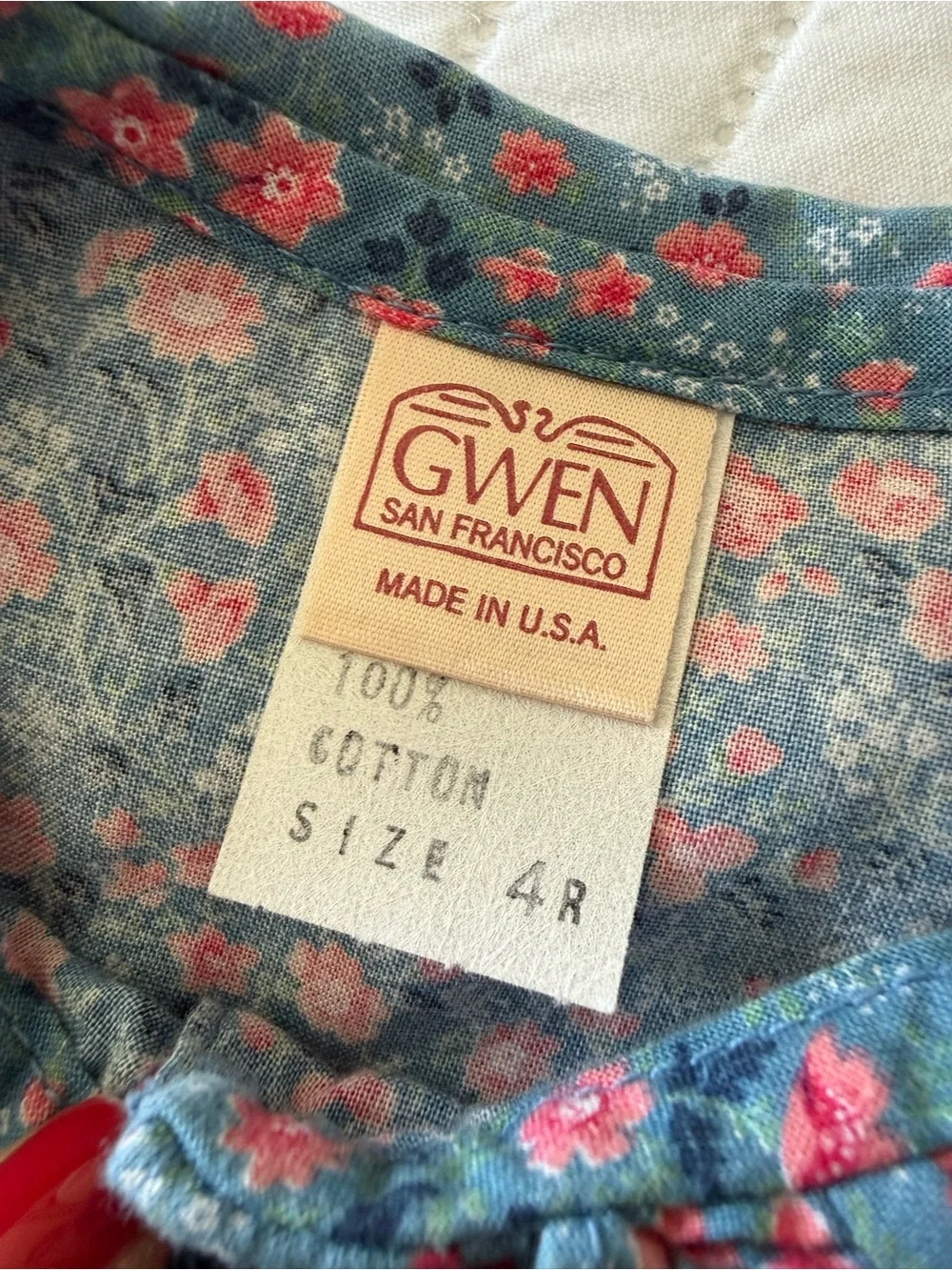 Gwen beautiful vintage